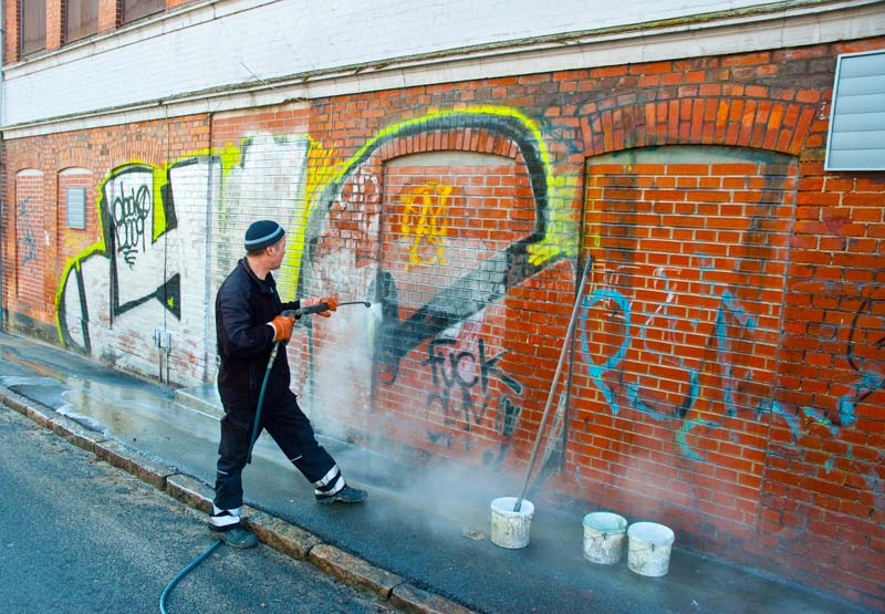 Reinigung - Graffitientfernung